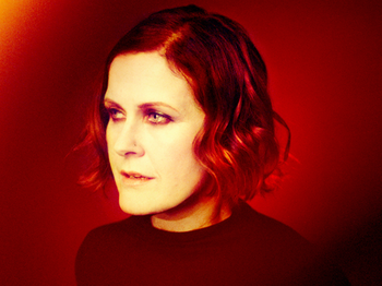 Alison Moyet artist photo