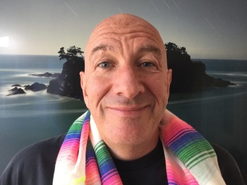 Simon Day artist photo
