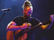 Newton Faulkner artist photo