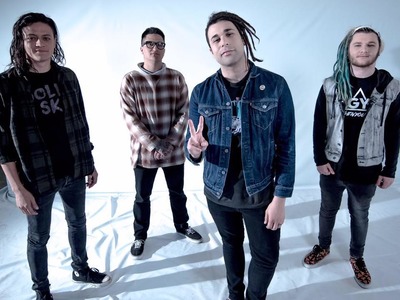 Islander artist photo