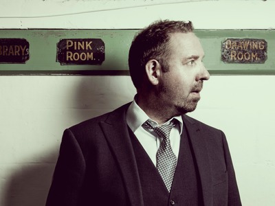 Alfie Moore artist photo