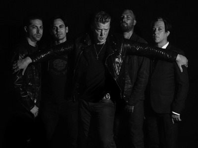 Queens Of The Stone Age artist photo