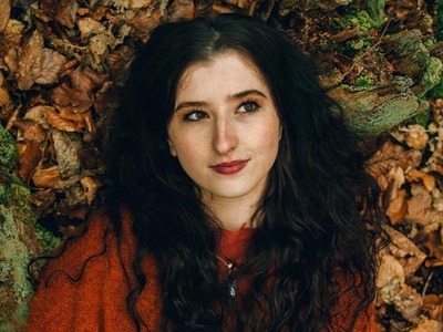 Saskia Maxwell artist photo